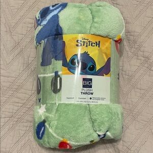 Disney Stitch Christmas Throw Blanket NWT